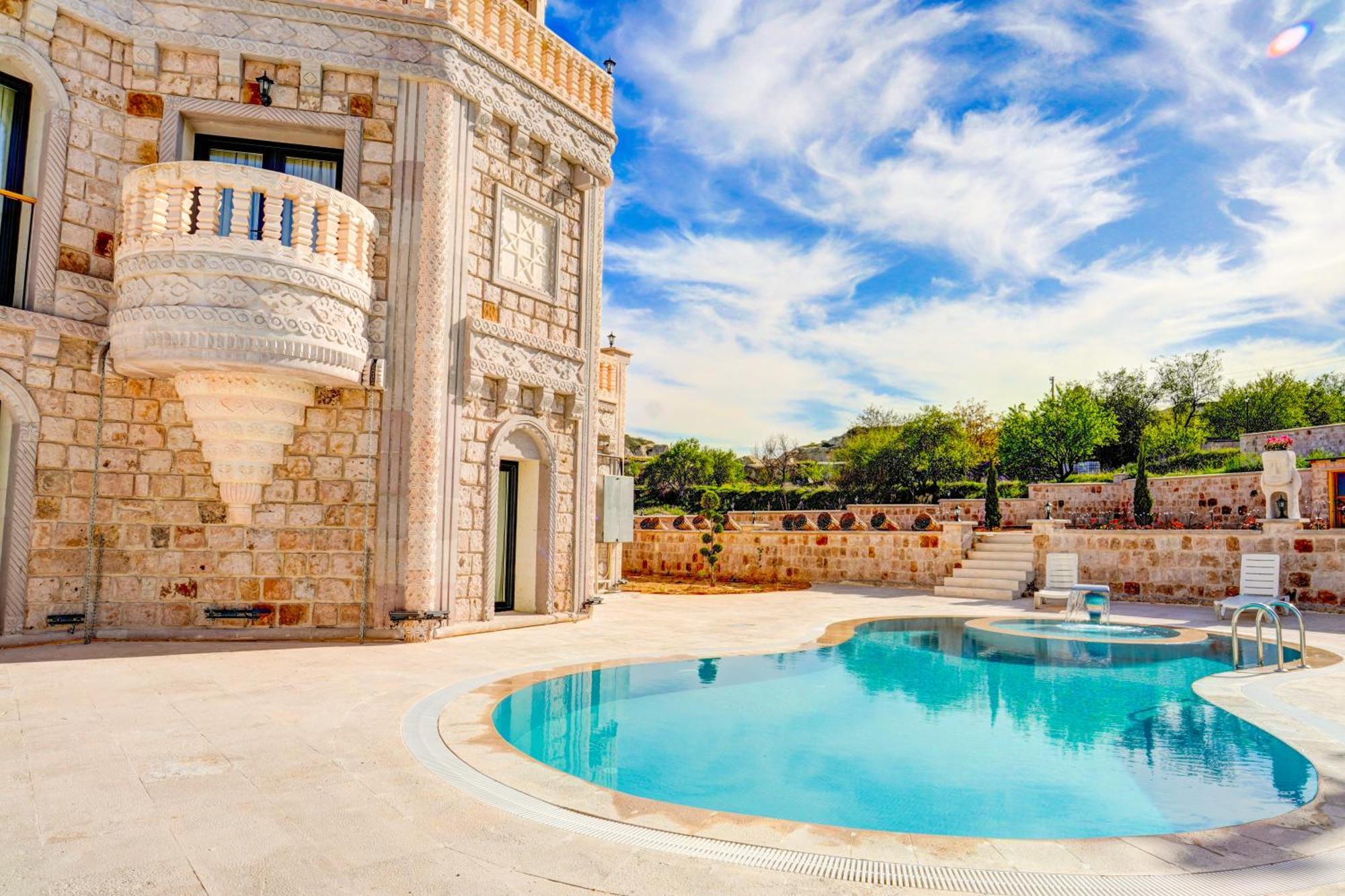 Motif Art Cappadocia Hotel เกอเรเม ภายนอก รูปภาพ